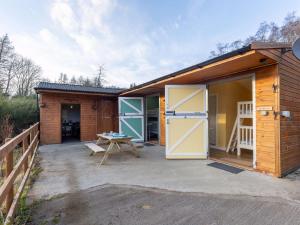 Chalet Phoenix Stable by Interhome
