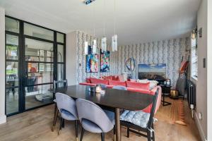 Finest Retreats - The Secret Garden, nr Wimbledon