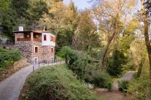 Stone Nest - Valeontádes