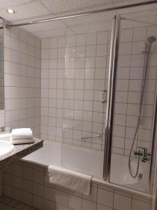 Twin Room room in Hotel Rheingold