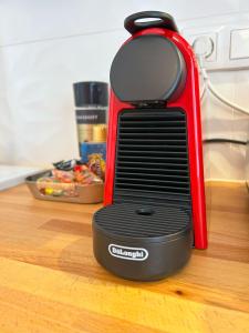 Fantastays - Sixteen