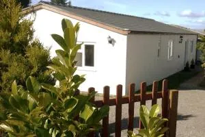 Glenview Lodge accommodation, Monmouthshire - Pen y Clawdd