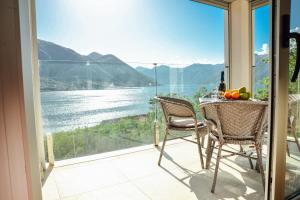 Sea view apartment for 4