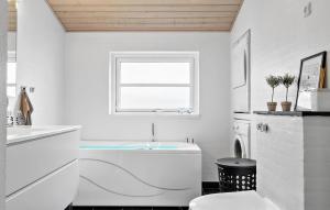 3 Bedroom Nice Home In Aabenraa