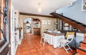 2 Bedroom Cozy Home In Grazalema