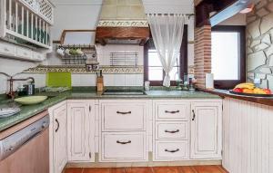 2 Bedroom Cozy Home In Grazalema