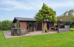 2 Bedroom Stunning Home In Vinderup - Struer