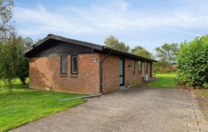 2 Bedroom Stunning Home In Vinderup