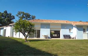 Maisons de vacances Nice Home In Leon With Kitchen : photos des chambres