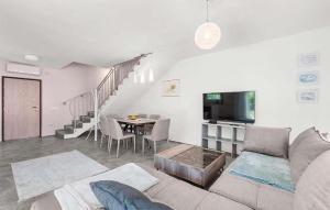Amazing Home In Porec With Wifi 
