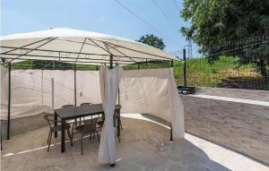 Amazing Home In Porec With Wifi