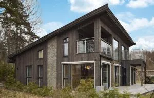Stunning Home In Sandefjord - Langangen