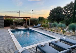 Villas Charmante Villa, 10pers, clim,piscine,grand jardin : photos des chambres