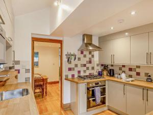 2 Bed in Weymouth 94093