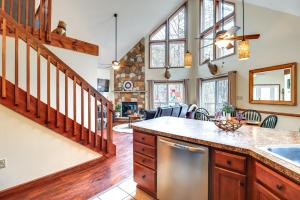 Serene Poconos Cabin with Hot Tub and Beach Access!