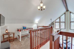 Serene Poconos Cabin with Hot Tub and Beach Access!