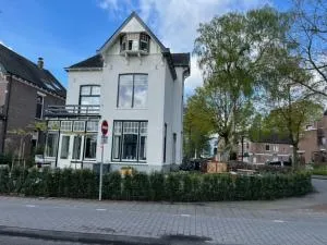 Luxe kamer in stadsvilla, gratis parkeren! - 阿珀尔多伦