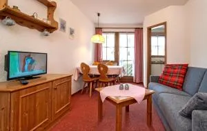 Apartment 13 - Ferienresidenz Roseneck, mit Schwimmbad in Todtnauberg bei Feldberg - 姆根布朗