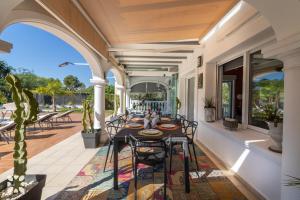 Villa Pacifica by Abahana Villas