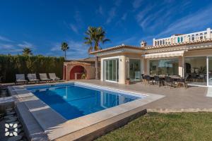 Villa Venus by Abahana Villas