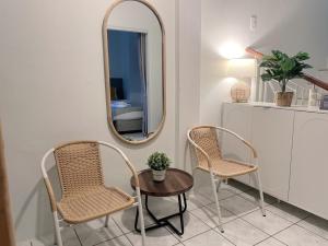 5 mins walk Bangla,beach,3BR