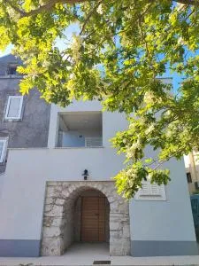 Acacia House - Cres Island - Orlec