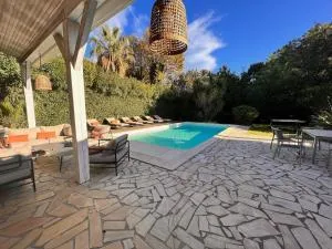 VILLA de charme avec piscine et jardin en bord de mer - Latour-Bas-Elne