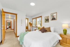 Lakeside Vineyard Retreat - Deavers Winery
