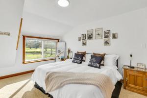 Lakeside Vineyard Retreat - Deavers Winery