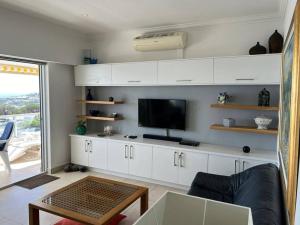 Camps Bay 2 Bed Sea Grand View