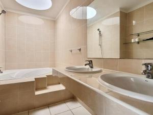 Sunny Daze Golf del Sur