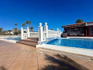 Sunny Daze Golf del Sur