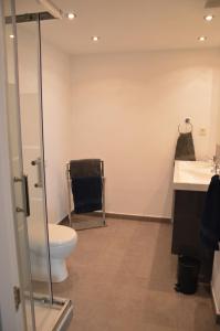 3 Bedroom frontline beach, centre Marbella