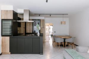 Huswell - Stylish two bedroom apartment on top location