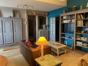 Les volets bleus - 蒙夫朗屈安