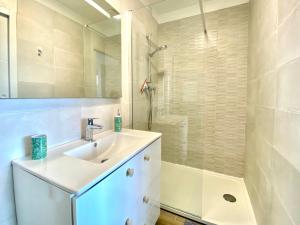 Appartements LESPARISNORMANDS - le Pokerdas 1 : photos des chambres