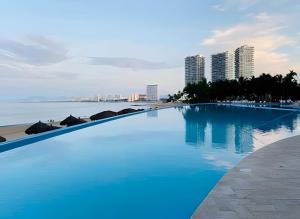Condominio con las mejores vistas de la bahía
