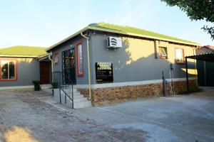 Obasi Green Inn Guesthouse