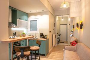 Ηappy central house
