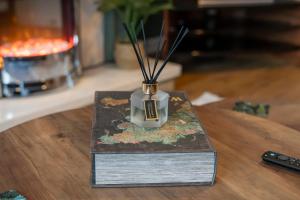 Large-2 Bed House-Free Parking