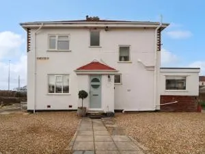 12 Pennystone Road - Bispham