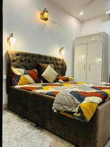 COLONELS Homestay
