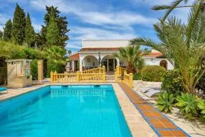Villa La Font with pool and bbq - Mutxamel