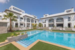 Enora Garden Quesada 16