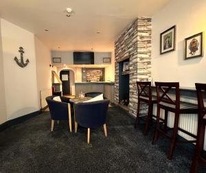 Central Cove Guesthouse