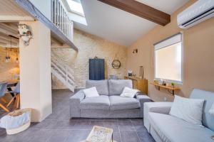Maisons de vacances Maison en Pierre a Yvrac proche Bordeaux : photos des chambres