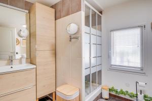 Maisons de vacances Maison en Pierre a Yvrac proche Bordeaux : photos des chambres