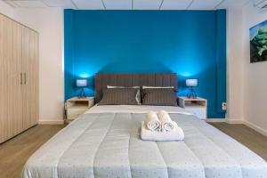 Maricool Minimal Spacious Downtown Loft