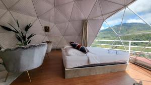 Syameens Glamping Dome - Queen Bed