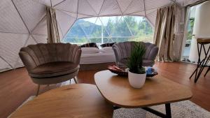 Syameens Glamping Dome - Queen Bed